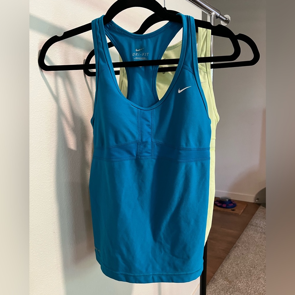 Nike size S workout tank